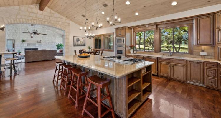 farm house kitchen