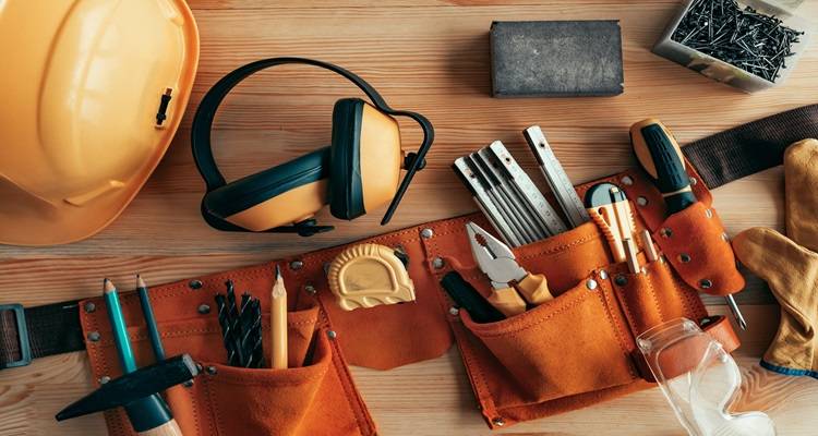 15 Jobs a Handyperson Can Help You With