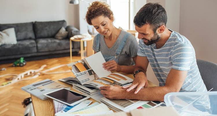 couple looking at brochures