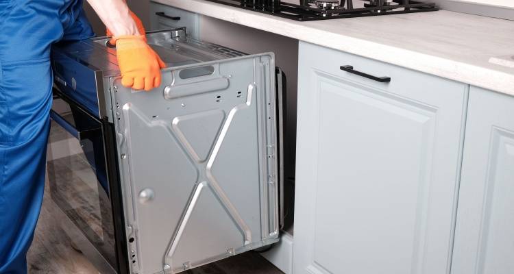 installing an electric cooker