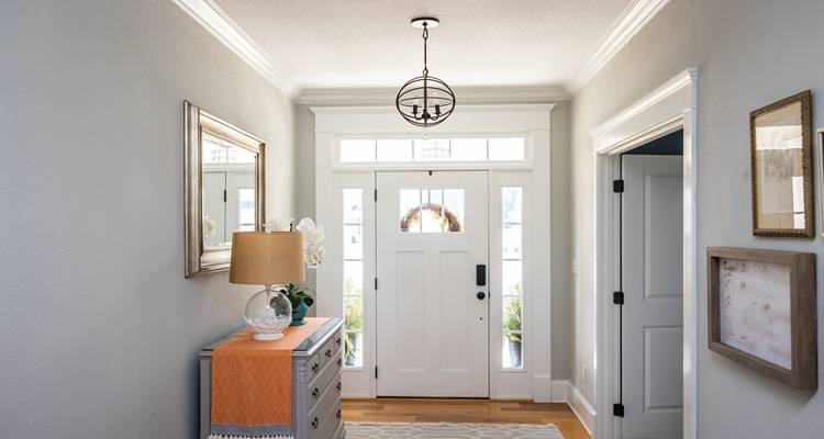 pendant light in hallway