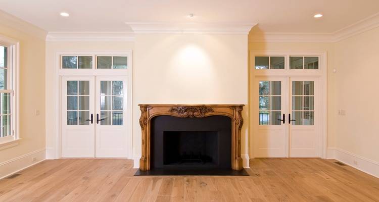 chimney breast empty room