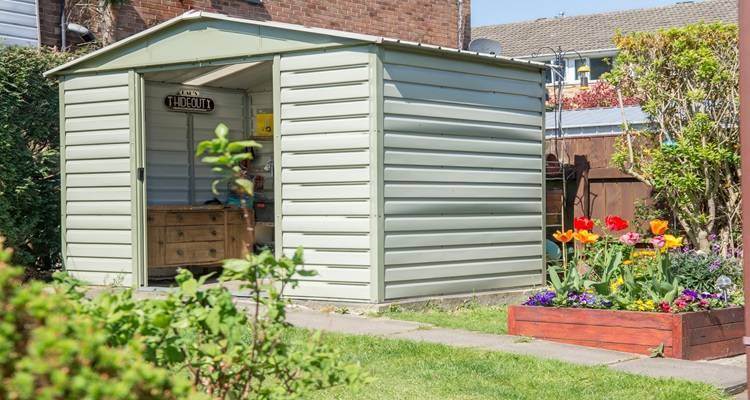 Turn Your Shed Into a Secret Autumn Hideaway