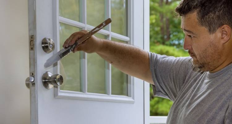 painting a front door